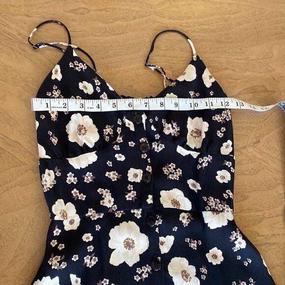 Cloud Hunter Floral Buttonfront Midi Dress Size Small - Picture 10 of 11
